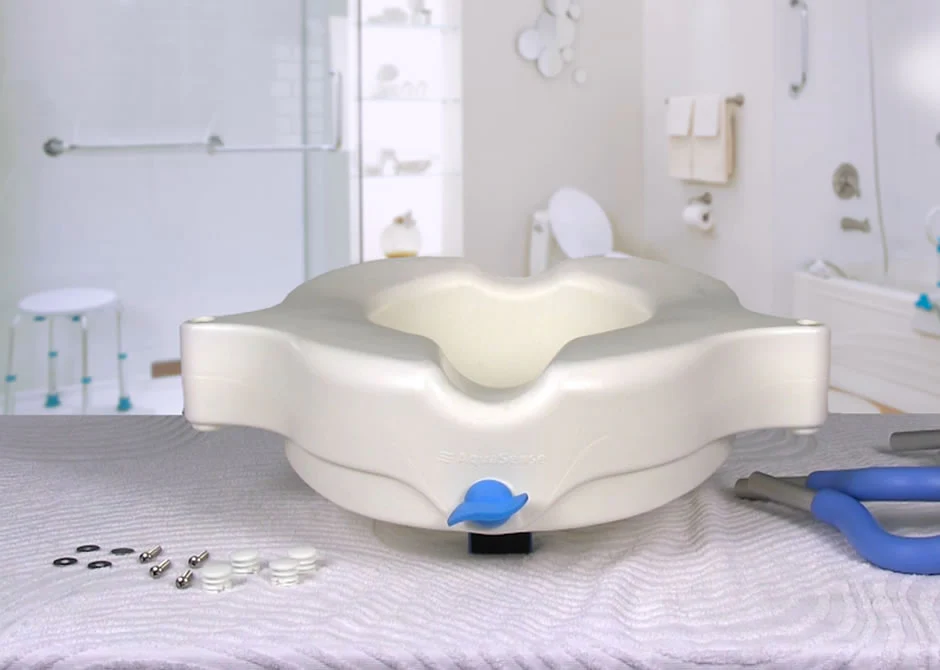 Aquasense 3-in-1 Raised Toilet Seat - Image 3