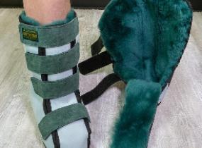 Long Split Boots Medical
