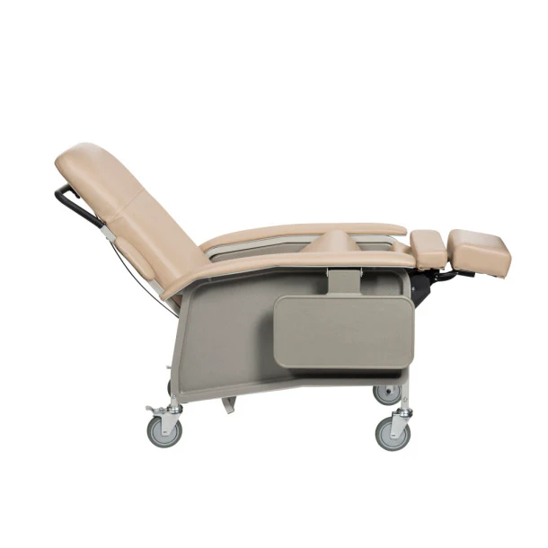 Clinical Care Chair Recliner - Image 3