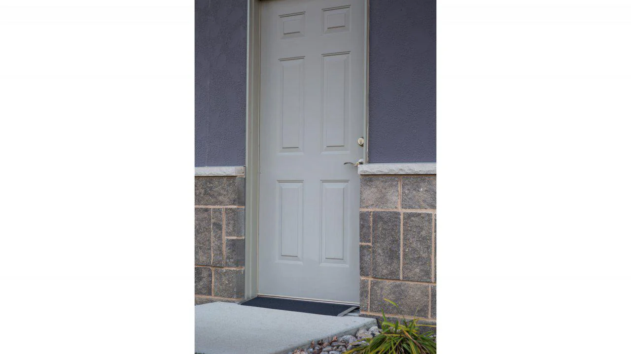 Transitions Angled Entry Plate - Image 4