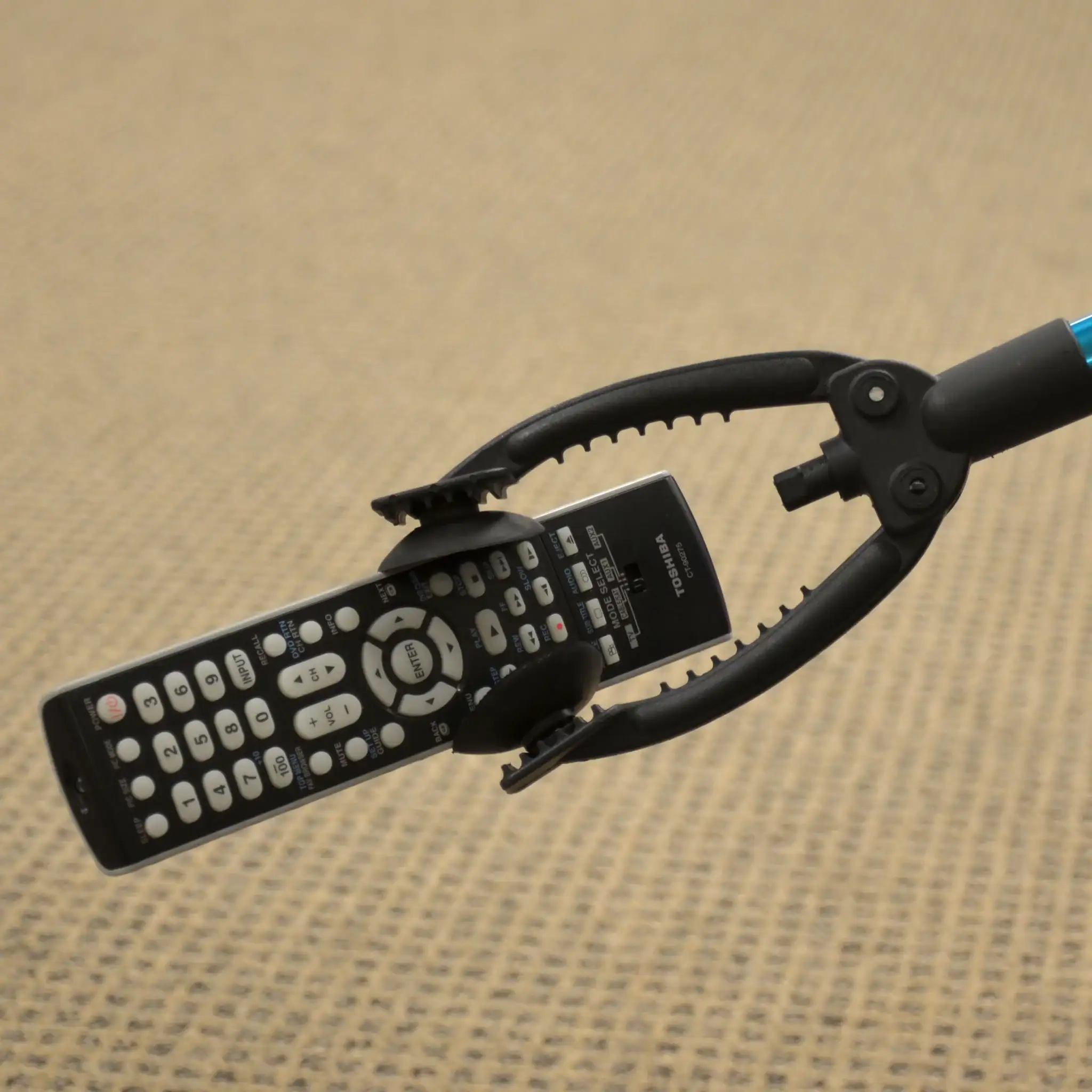 Heavy Duty Reach and Grip - Image 3