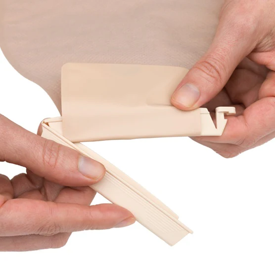 New Image Clamp Closure Pouch Beige (Green) - Image 5