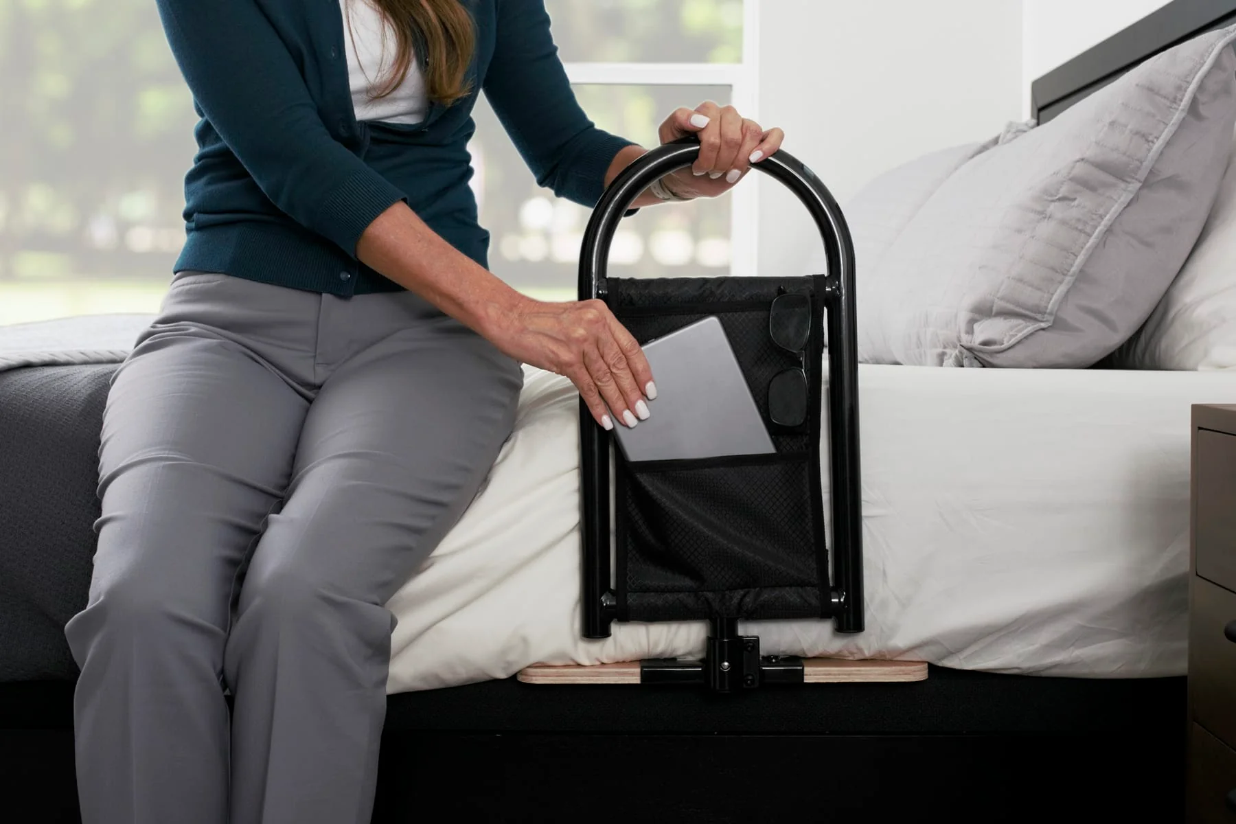 Bedcane With Organizer Pouch - Image 6
