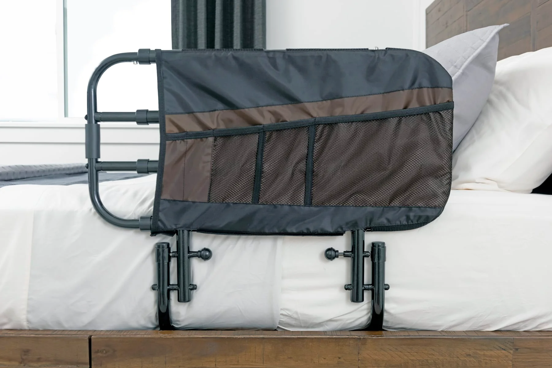 Wonder EZ Adjust Bed Rail With Organizer Pouch - Image 2