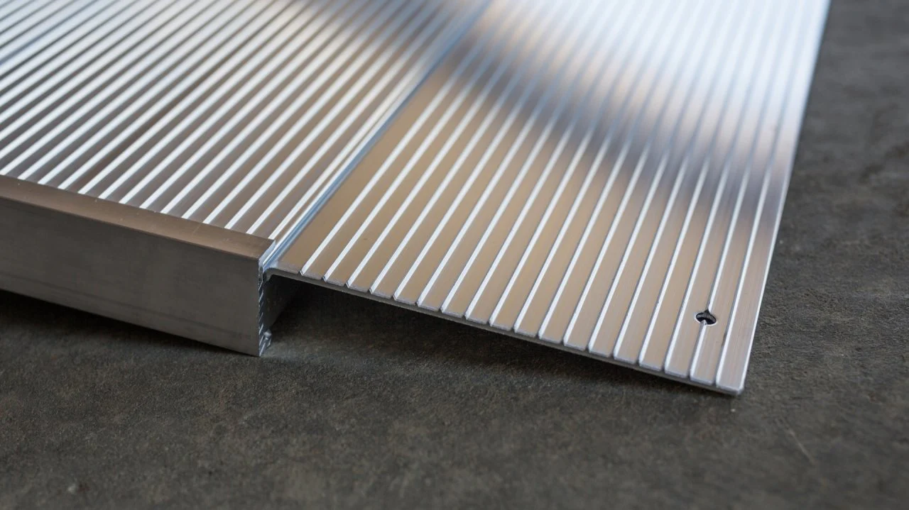 TRANSITIONS Angled Entry Ramp - Image 3
